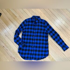 Banana Republic Women’s Blue & Black Buffalo Plaid Flannel Shirt - Size Small